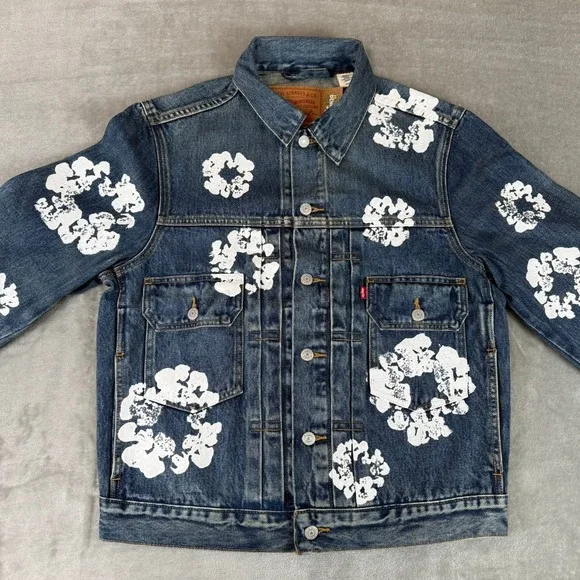 Levis x Denim Tears All Over Wreath Denim Jacket Mens Small Blue Dark Wash NWOT - Picture 2 of 7